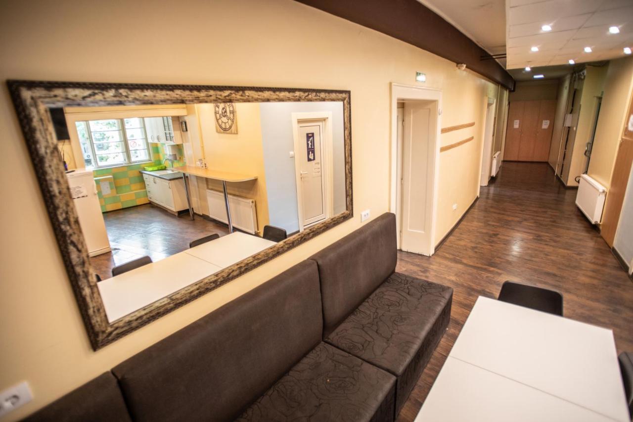 All In Hostel Beograd Ngoại thất bức ảnh