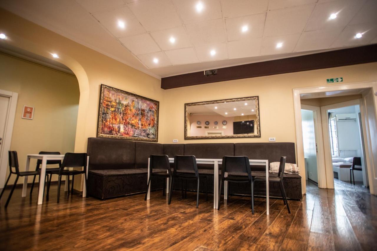 All In Hostel Beograd Ngoại thất bức ảnh