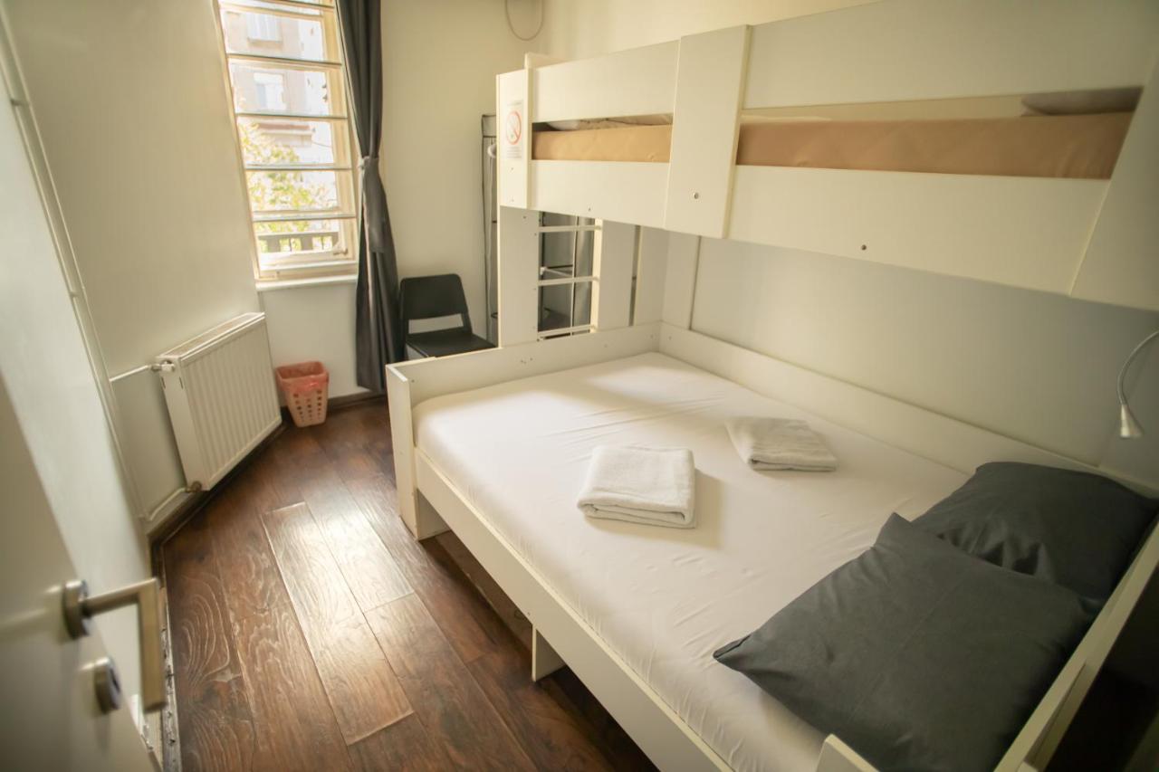 All In Hostel Beograd Ngoại thất bức ảnh