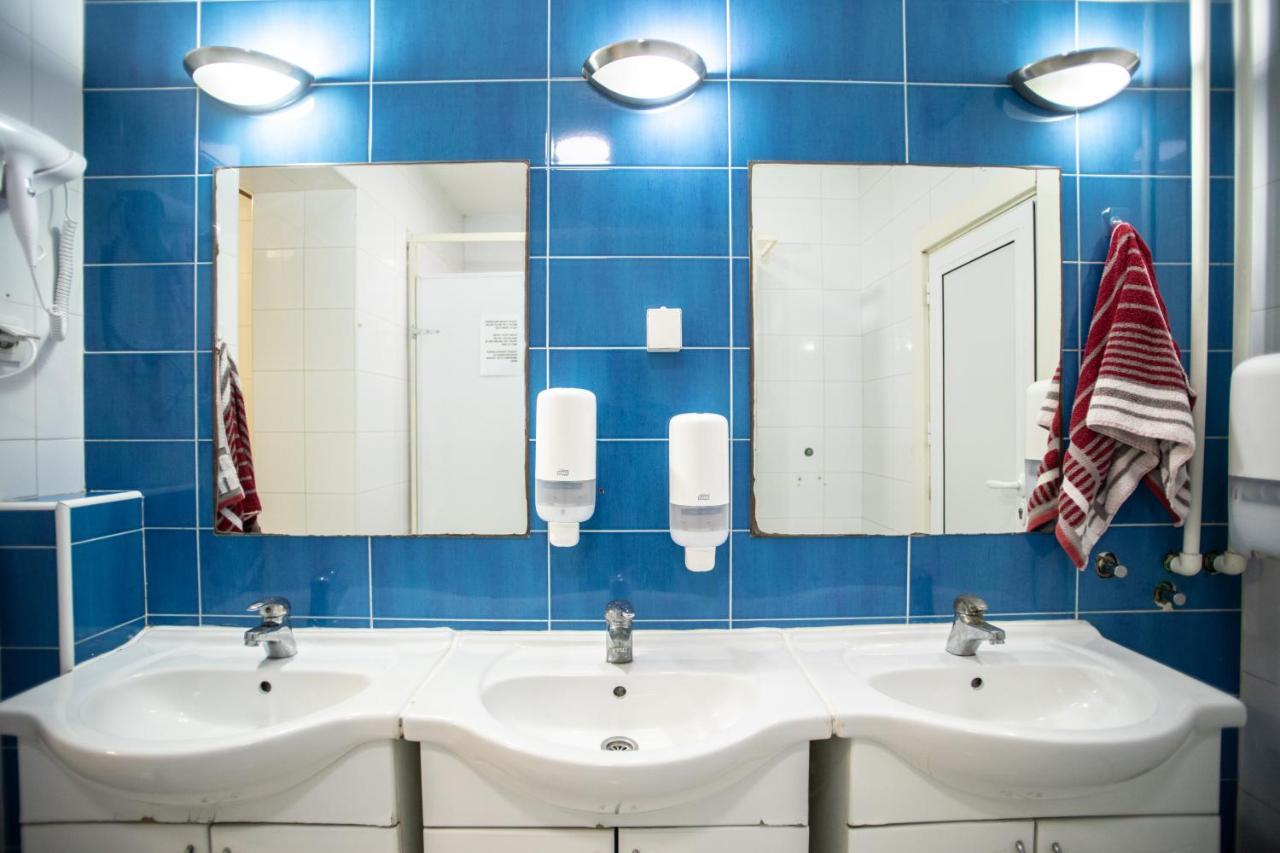 All In Hostel Beograd Ngoại thất bức ảnh