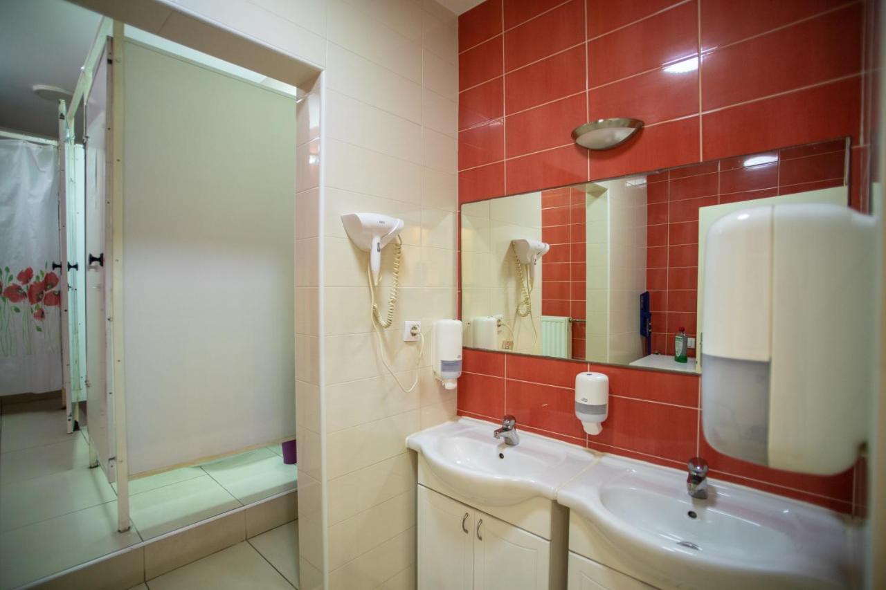 All In Hostel Beograd Ngoại thất bức ảnh